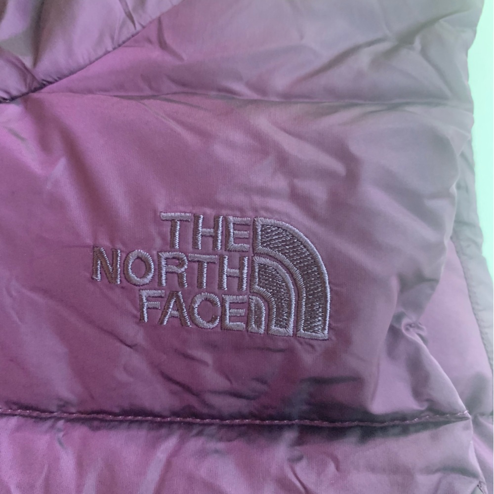 THE NORTH FACE NF0A4R3F Women Aconcagua Puffer Vest Sz S/P Dark Purple 550 Down - Picture 9 of 14